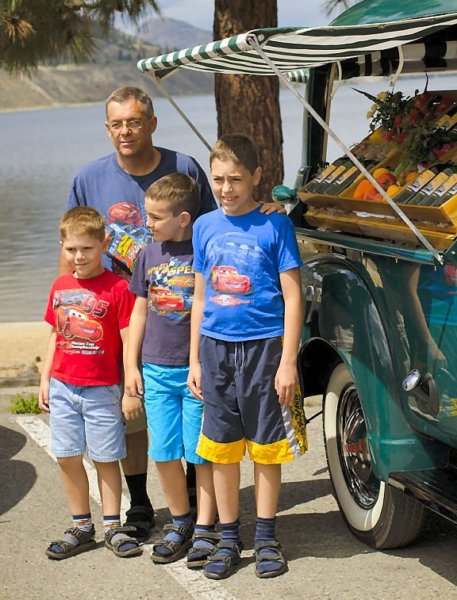 Vállalhatatlan zokni szandál kombók, igyál előtte egy felest! | Vállalhatatlan zokni szandál kombók, igyál előtte egy felest! |